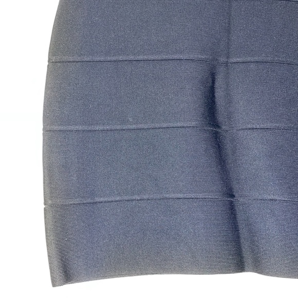 BCBG Body Con Mini Skirt - Picture 2 of 3